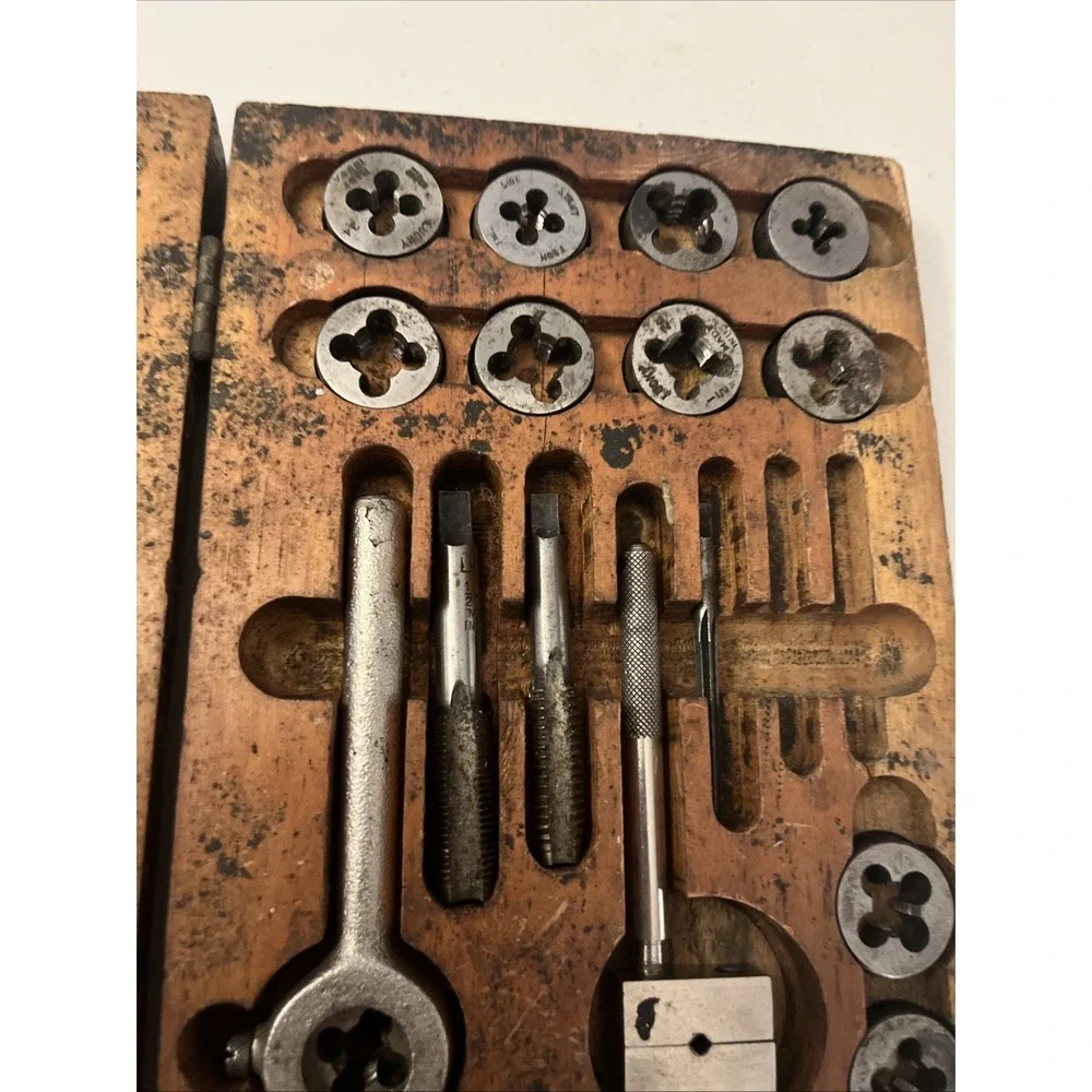 Vtg Tap & Die Set w/ Wood Case Lucky Brand Ace Mixed Brands‎ 20 Pieces